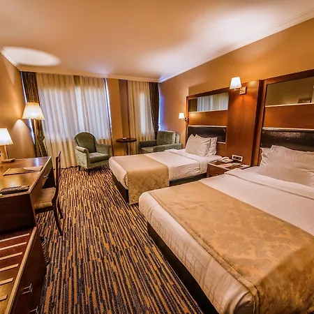 Hotel Dream Hill Business Deluxe Asia 4*