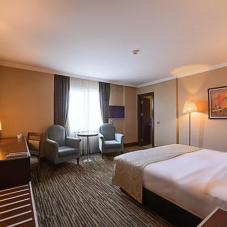 Dream Hill Business Deluxe Asia 4*