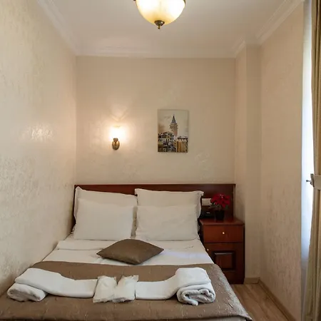 Hotel Sultanahmet Cesme 3*