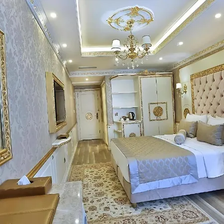 Hotel Emirhan Palace