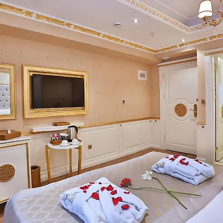 Hotel Emirhan Palace 3*