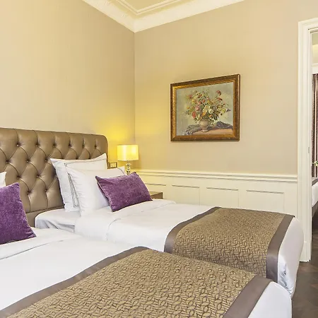 Hotel Meroddi Bagdatliyan 3*