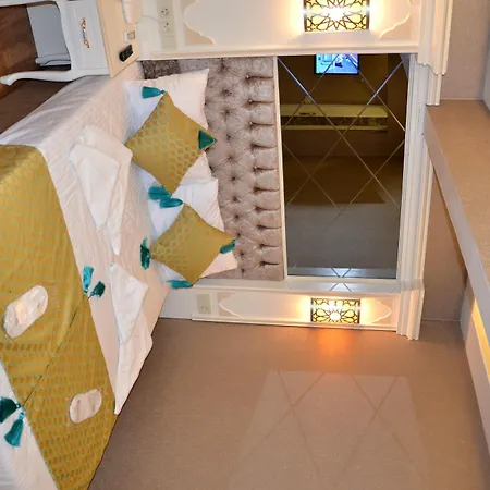 Отель Sun Comfort 3*
