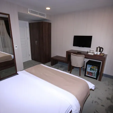 Karakoey Hotel