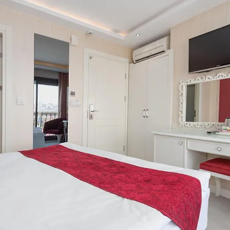 Dream Bosphorus 3*