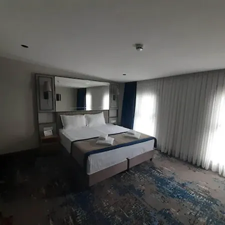Taksim Pera Orient 4* Стамбул