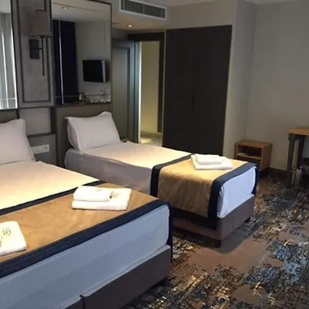 Taksim Pera Orient 4* Стамбул