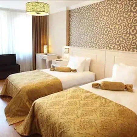 Taksim Pera Orient 4* Стамбул