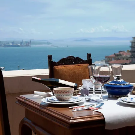 Aparthotel Lir Long 3*