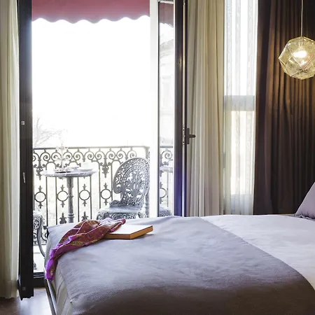 Hotel Maroon Pera 3*