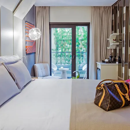Maroon Pera Hotel 3*