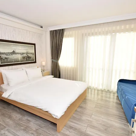 Hotel Elanaz 3*
