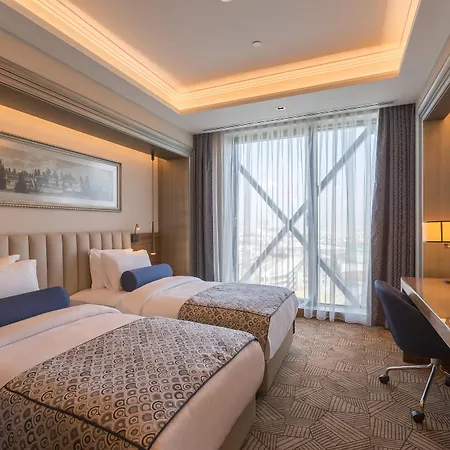 Golden Tulip Bayrampasa
