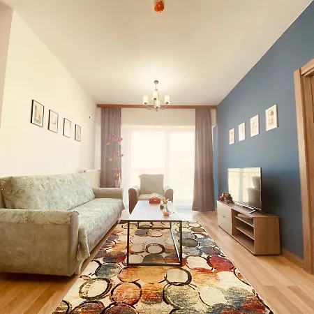 Alpha Home-aris Apartment *