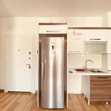 Apartment Alpha Home-aris