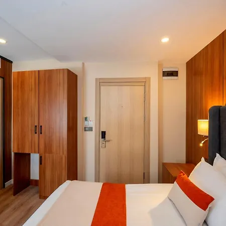 Hotell Harmony & 4*