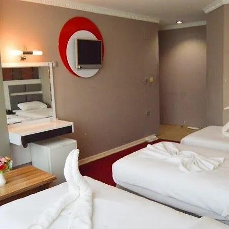 فندق Comfort Downtown 4*
