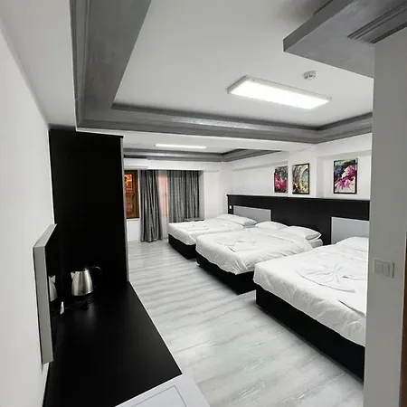 Ξενοδοχείο με διαμερίσματα Grand Honey Hotel