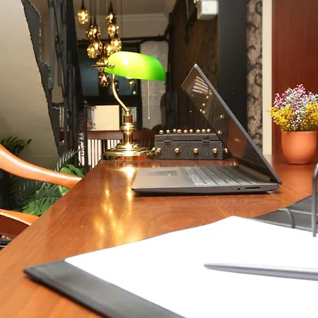 Perazre Hotel 2*
