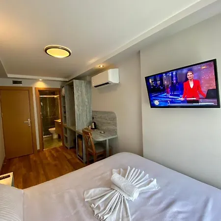 Kaya Est 1985 Hotel Estambul