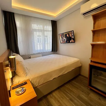 Kaya Est 1985 Hotel *