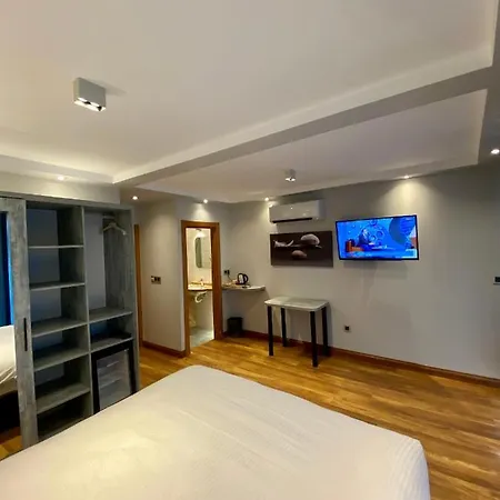 Kaya Est 1985 Hotel *