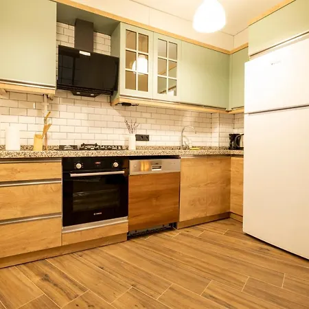 Spacious And Comfy 2br In The Heart Of Cihangir Apartamento *