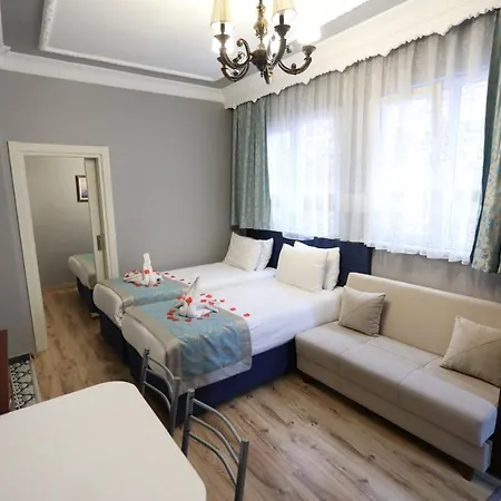 Aparthotel White Pearl 2*