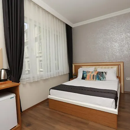 Perazre Hotel 2*