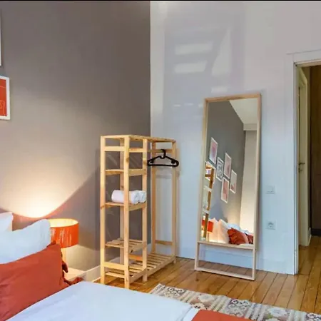 Apartmán Renovated Art Deco Charm In The Heart Of Nisantasi *