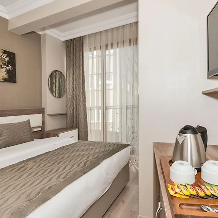 Hotel Alphonse 3*