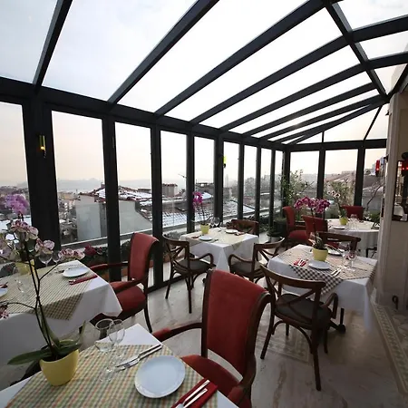 Hotel Corinne Art & Boutique