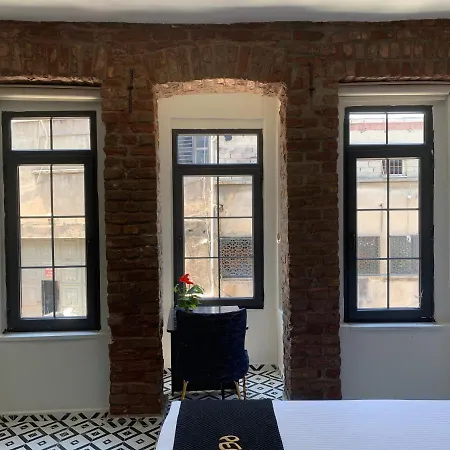 Nearby Taksim Spacious Flat With Duble Bed