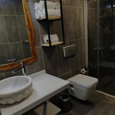 Hotel Jakaranda Istanbul