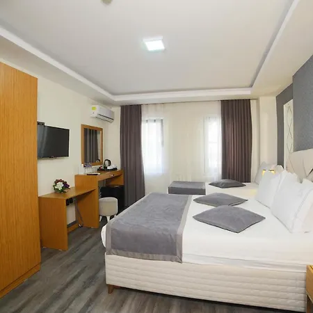 Hotel Almina
