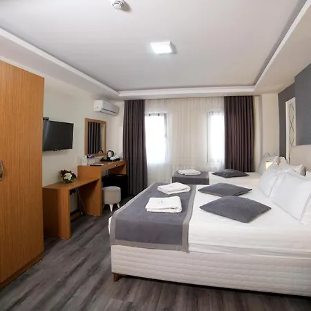 Almina Hotel
