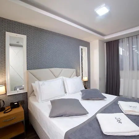 Almina Hotel