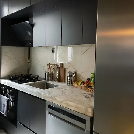 Luxury Of A With The Comfort Of In The Center Of Kadikoy Istanbul