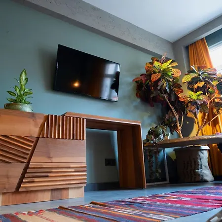 Luxury Of A With The Comfort Of In The Center Of Kadikoy * Istanbul
