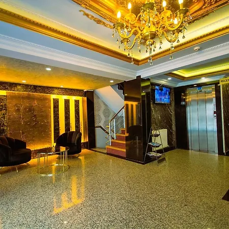 Szálloda K Royal - Old 4*