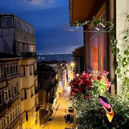 Apartment Luxury Of A With The Comfort Of In The Center Of Kadikoy Istanbul