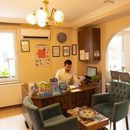 De Maree Hotel 3*