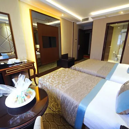 The Parma Downtown Отель 4*