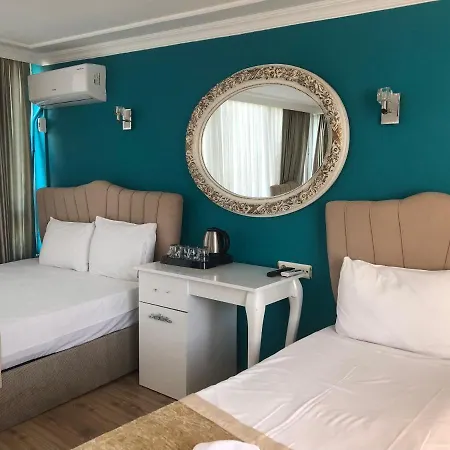Adora Cafe & Restaurant Hotel