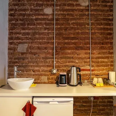 Apartment Classy Furnished Studio In The Heart Of Karakoy