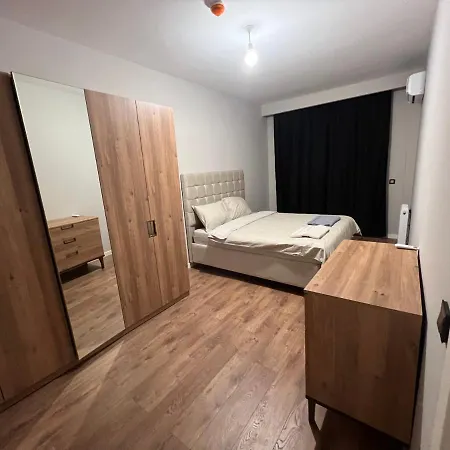 Toya Next F Apartment *