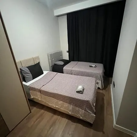 Toya Next F Apartment *