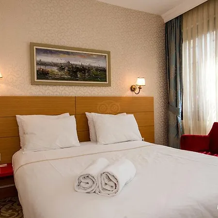 Almina - Special Class Hotel