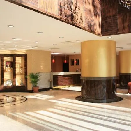Golden Hill Hotel