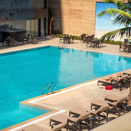 Burgu Arjaan By Rotana Hotel